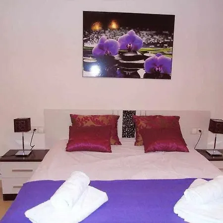 Barco De Chanquete Rent Malaga Apartment
