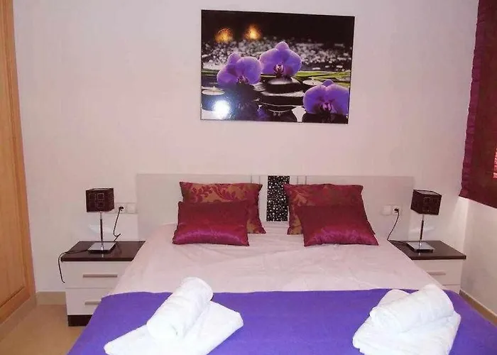 Apto Barco De Chanquete- Rent Malaga Apartment